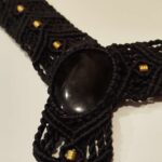 Collar Corto Macramé Negro - Piedra Central