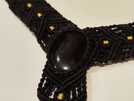 Collar Corto Macramé Negro - Piedra Central