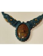 Collar corto macramé - piedra central