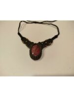Collar corto macramé - piedra central