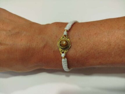 Pulsera de Macramé fina y elegante