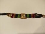 Pulsera de Macramé con Espiral Dorada
