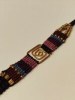 Pulsera de Macramé con Espiral Dorada