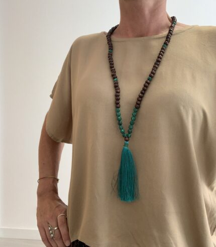 Collar Mala con Perlas y Madera