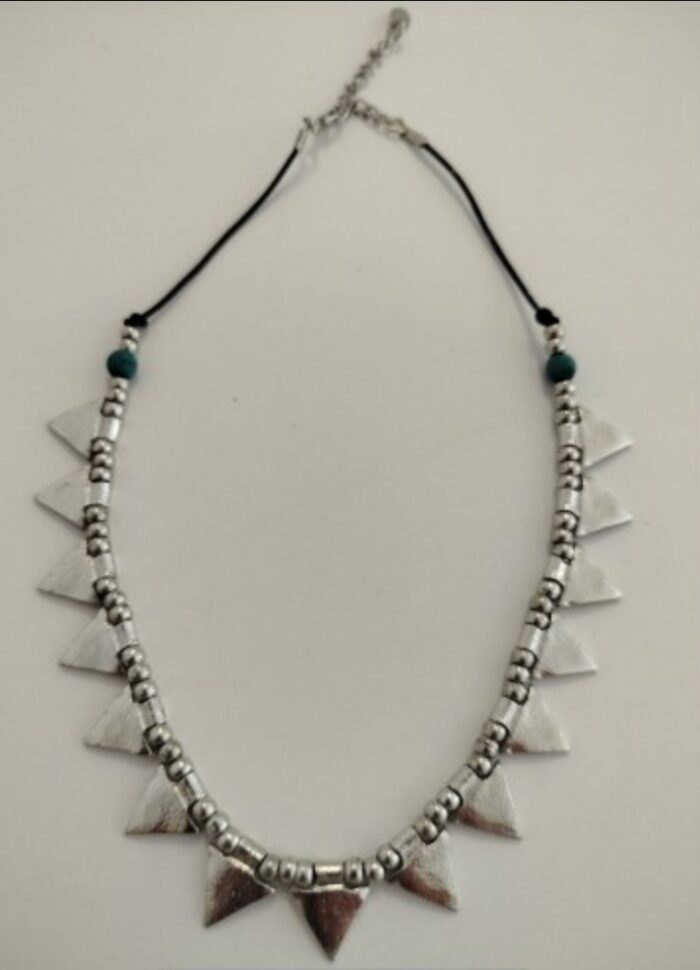 Collar Triangulos