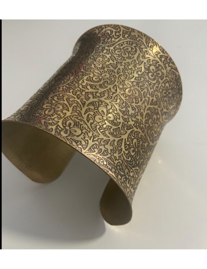 Brazalete Dettalles