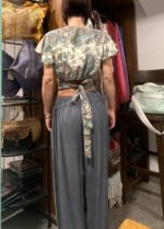 Crop top boho India detalle cordones envolventes