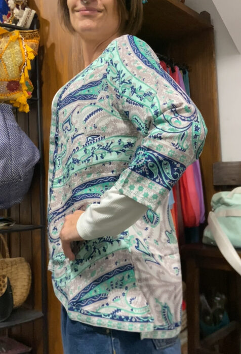 Cárdigan boho India vista lateral