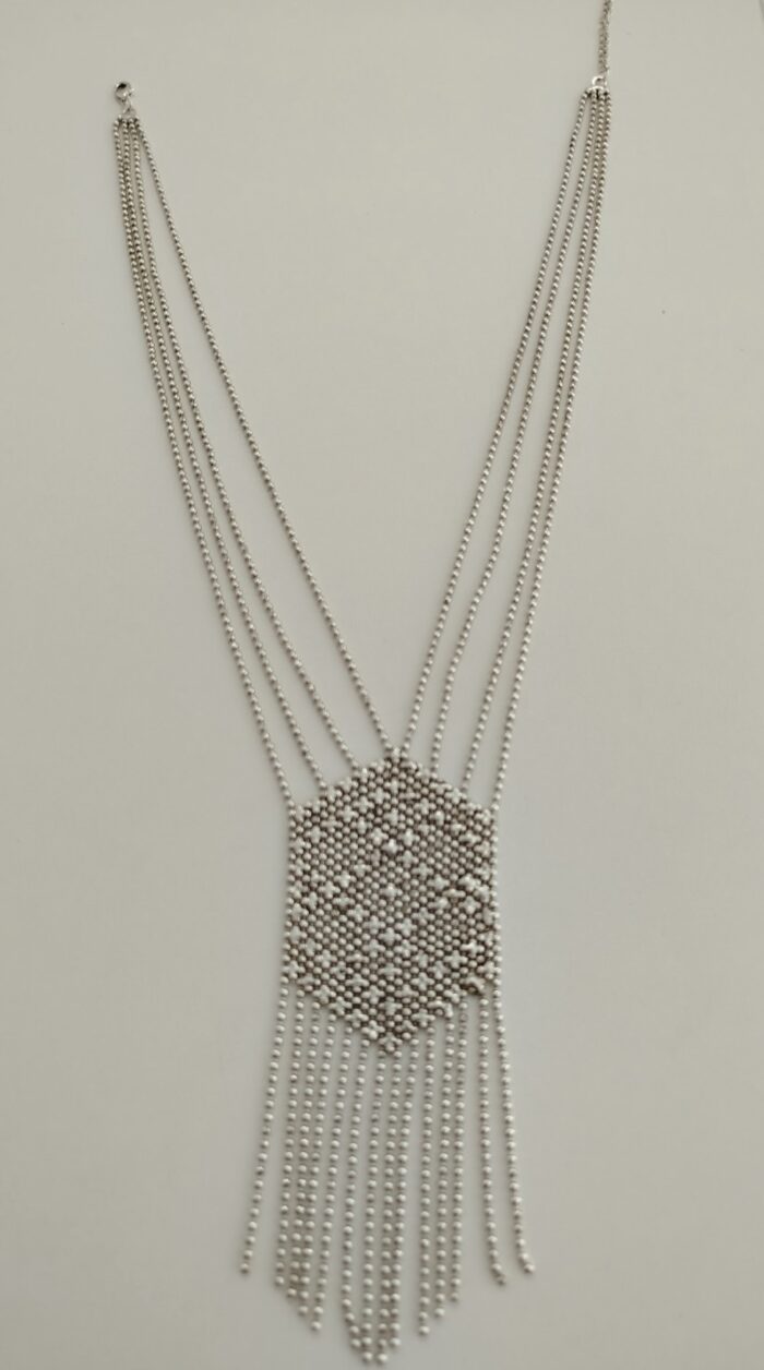 Collar Largo Multicapa de Perlas