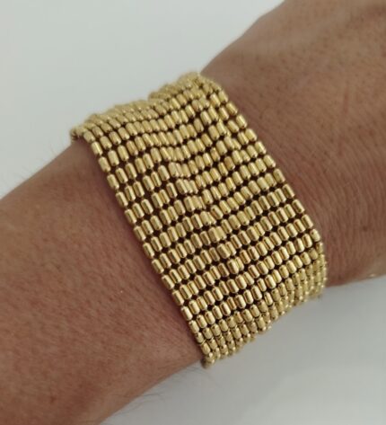 Pulsera Multicapa de Tachuelas
