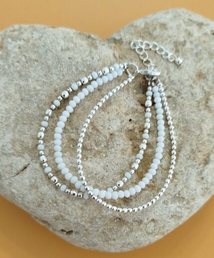Pulsera Tres Hileras de Perlas Blanca