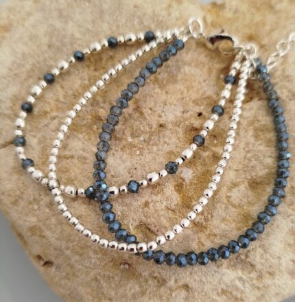 Pulsera Tres Hileras de Perlas Azul