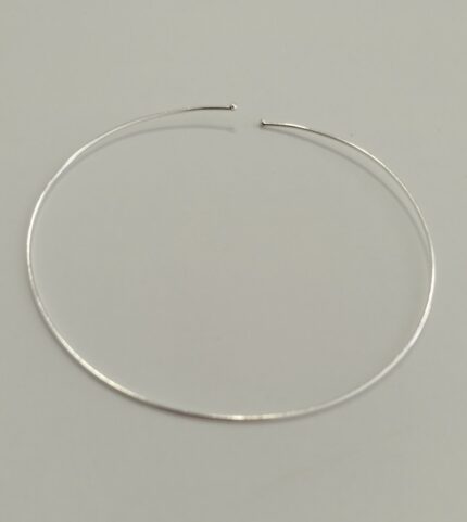 Collar Sencillo y Minimalista