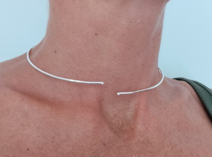 Collar Sencillo y Minimalista