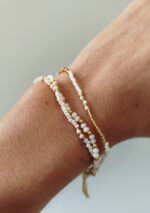 copy of Pulsera cuentas negras y doradas