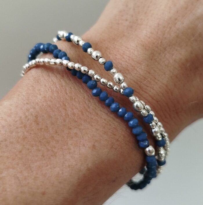 Pulsera Elástica Tres Filas de Cuentas