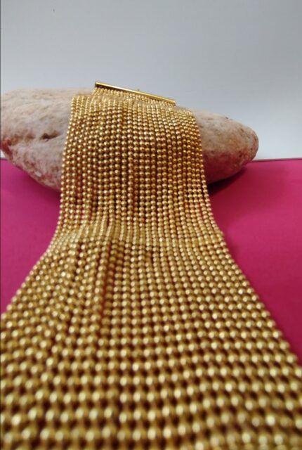 Pulsera Multicapa Cuentas Dorada