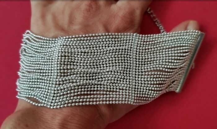 Pulsera Multicapa Cuentas Plateada