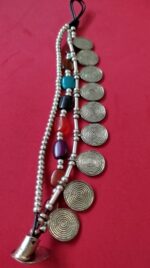 Brazalete Tres Hilos Colores y Medallas Plateada