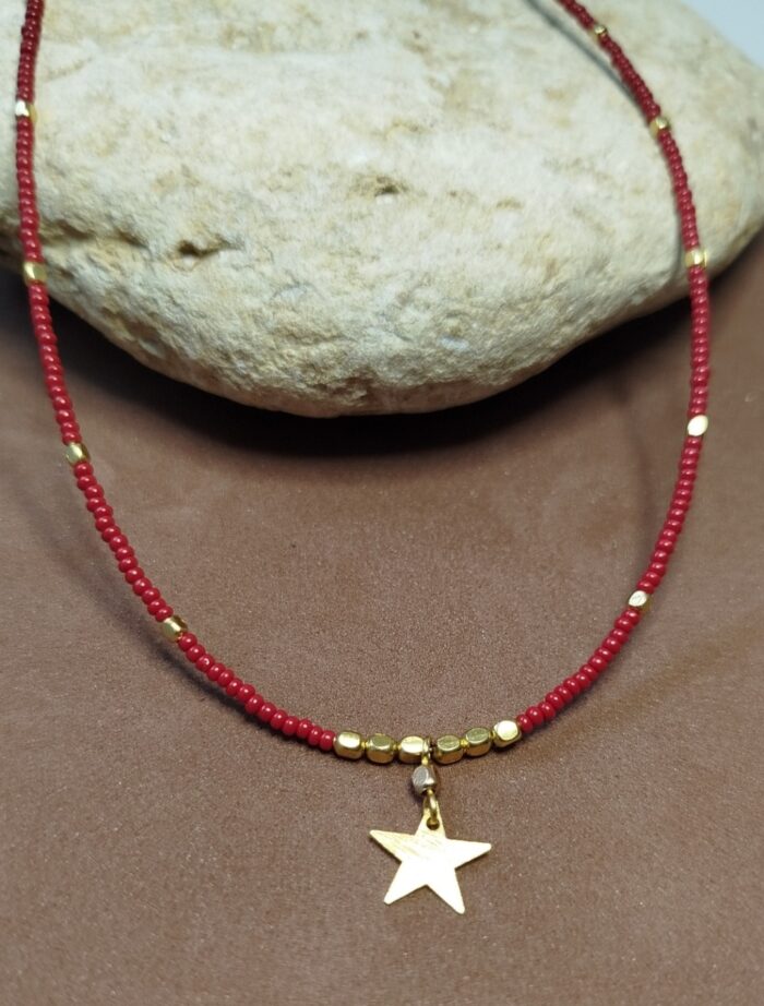 Collar Cuentas y Estrellita dorada