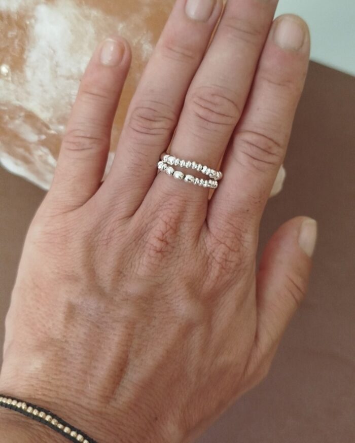 Anillo de Cuentas Plata