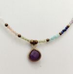 Collar Cuentas y Gota de Piedra