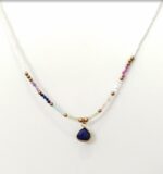 Collar Cuentas y Gota de Piedra