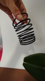 Pulsera en Espiral Cuero Negro Trenzado