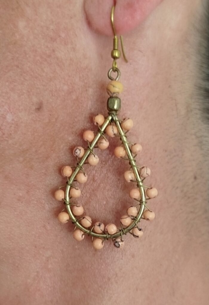 Pendientes Gota y Cuentas