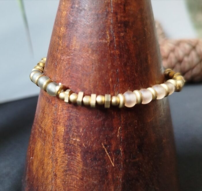 Pulsera Cuentas Opacas y Oro