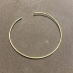 Pulsera rígida - Hilo simple y fino