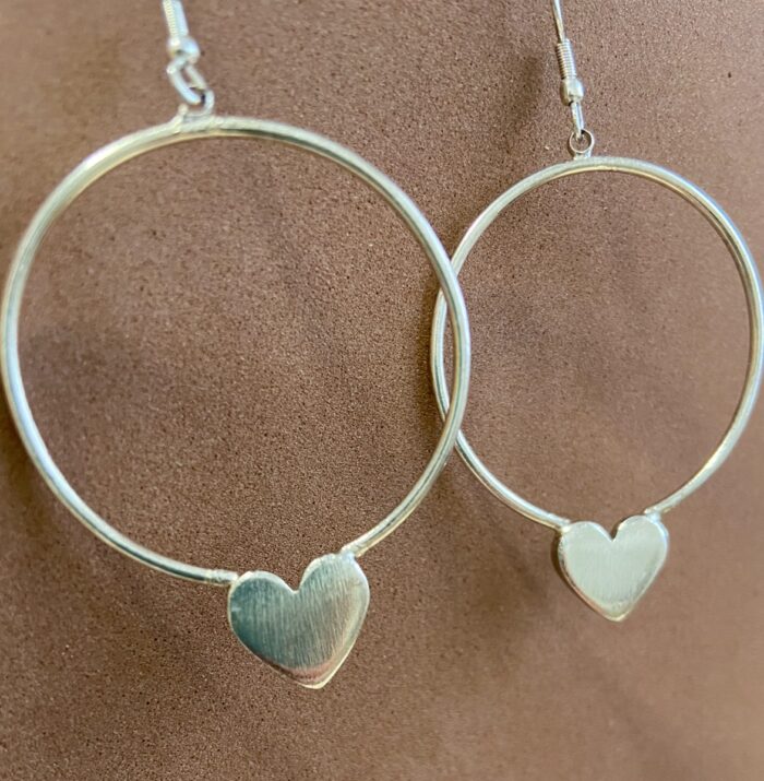 Pendientes aro colgante corazón