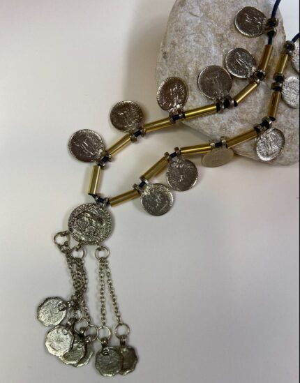 Collar largo medallones