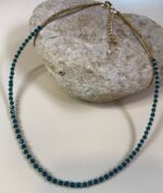 Collar cuentas de colores - dorado