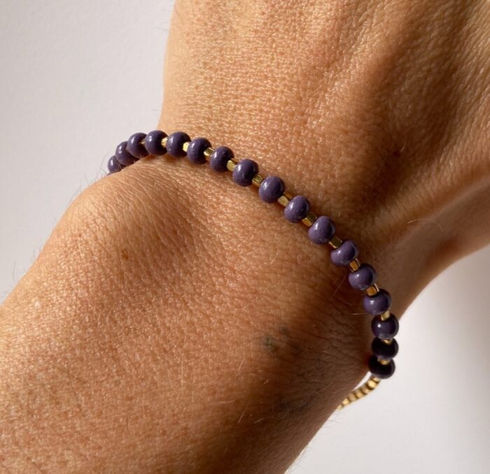 Pulsera Perlas de Colores y base oro