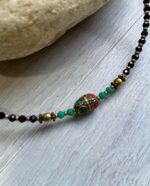 Collar Choke con Cuentas de Colores