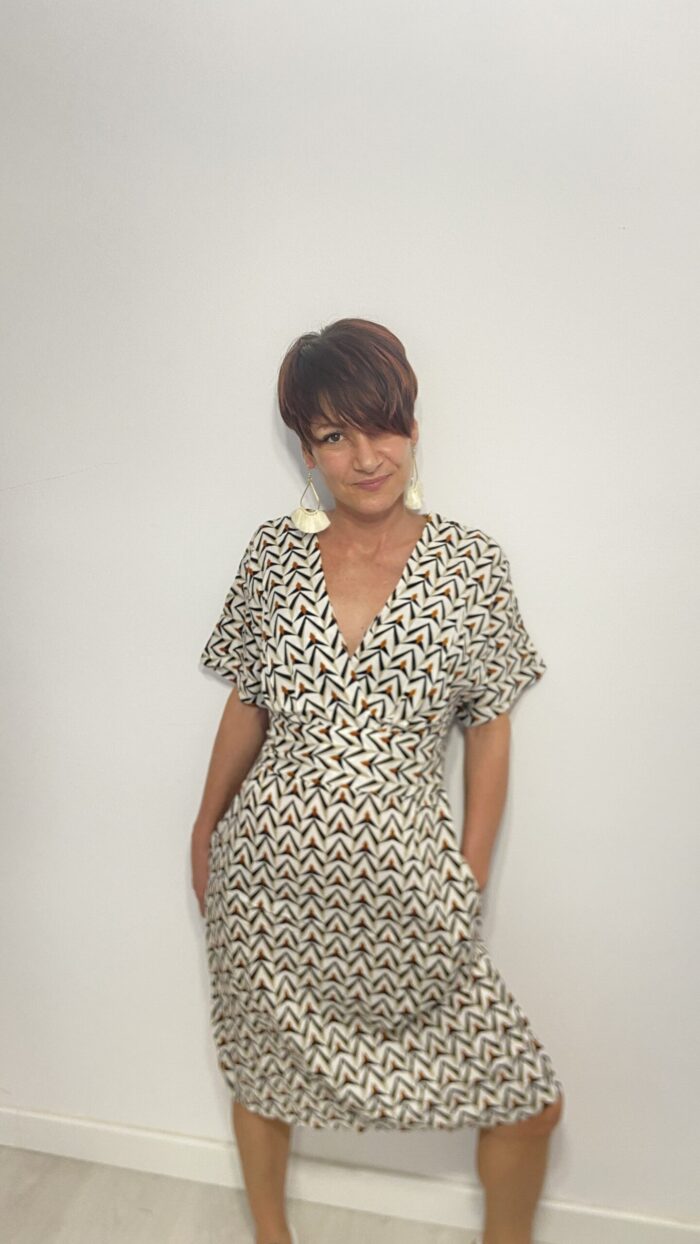 Vestido largo con lazo que se ata detrás de la espalda, escote en pico, elegante, bohochic