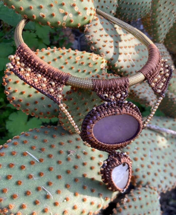 "Tramas de Oriente"- Collar choker de macramè