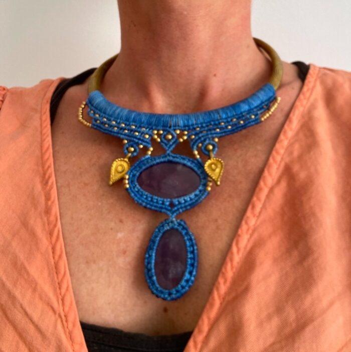 "Tramas de Oriente"- Collar choker de macramè