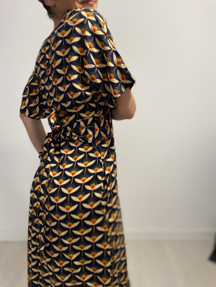Vestido largo con lazo que se ata detrás de la espalda, escote en pico, elegante, bohochic