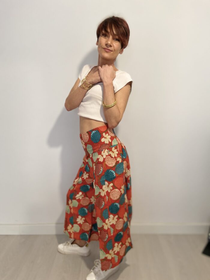 Pantalón capri ancho (largo tres cuartos) - Naisha Handmade Designs