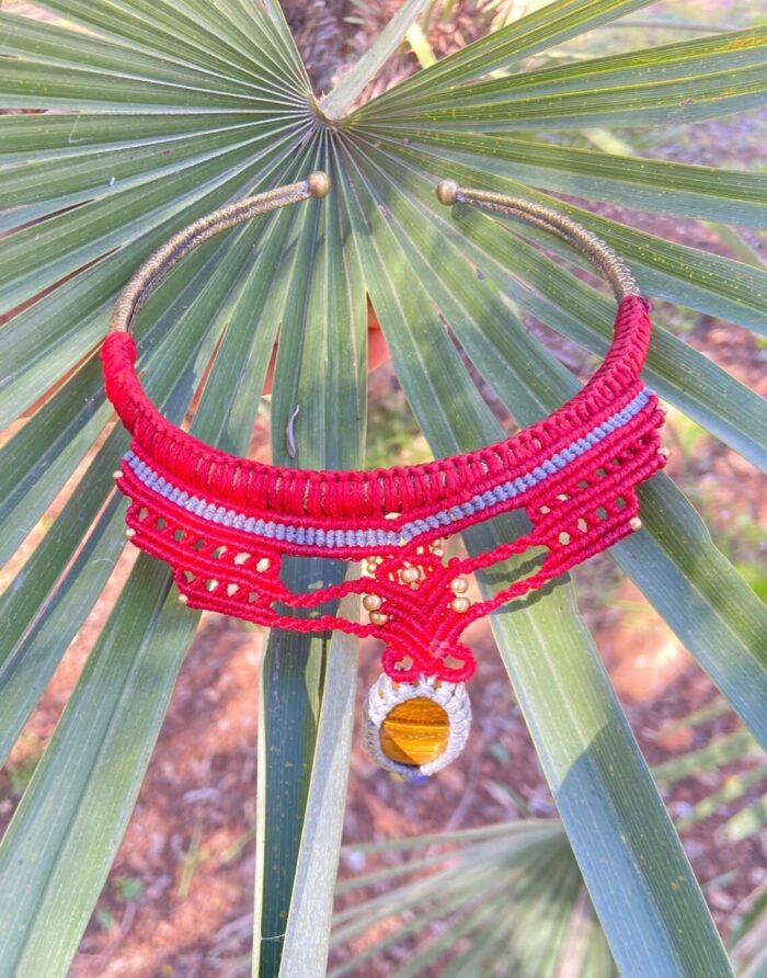 "Tramas de Oriente"- Collar choker de macramè