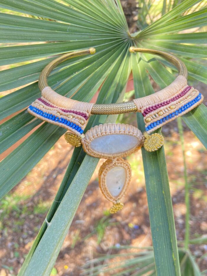 "Tramas de Oriente"- Collar choker de macramè