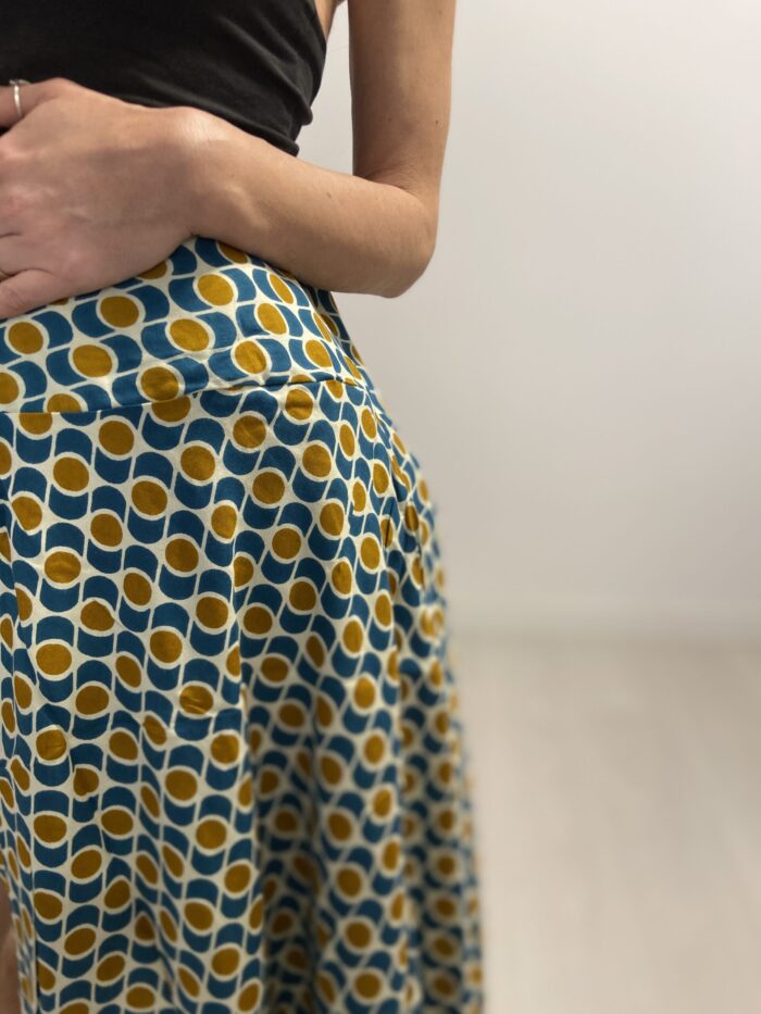 Ethereal Ripple Skirt - Falda midi