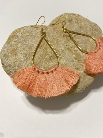 Pendientes con ñapas grandes