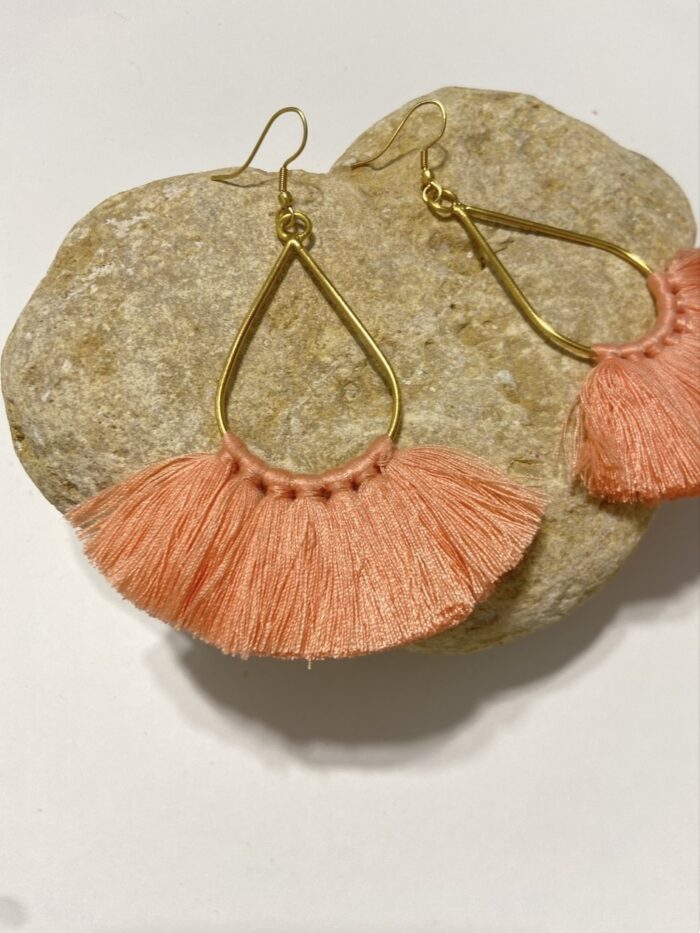 Pendientes con ñapas grandes