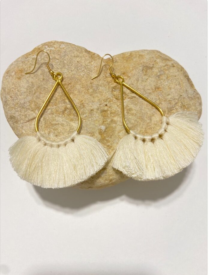 Pendientes con ñapas grandes