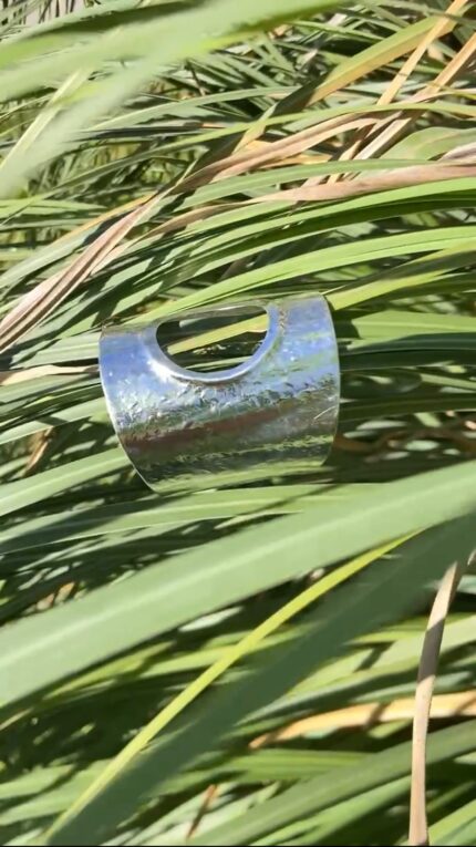 Brazalete Ethereal – Rígido con baño de plata
