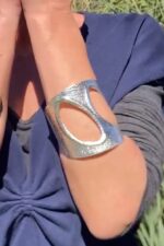Brazalete Ethereal – Rígido con baño de plata