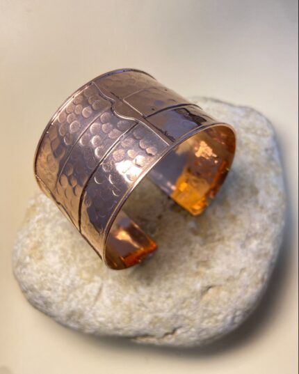 Brazalete Rígido de Cobre claro – Ajustable